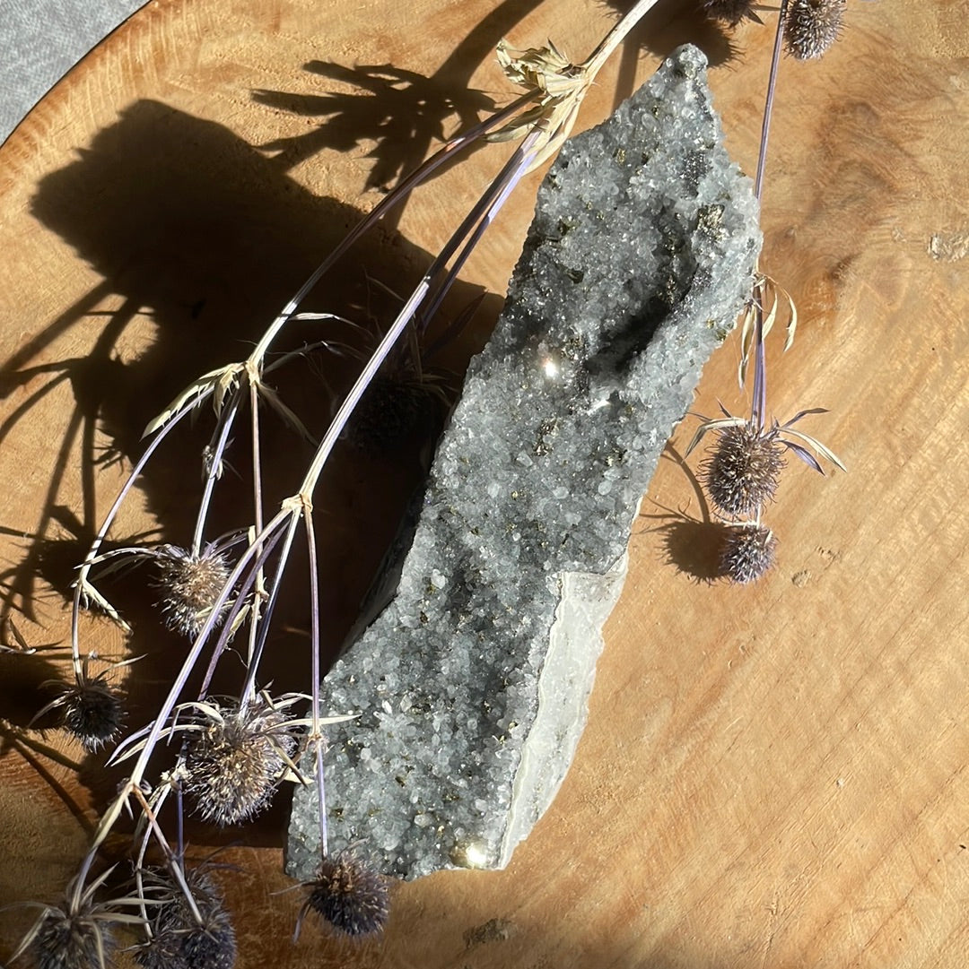 Pyrit auf Quartz